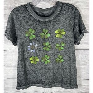 Doe Women's Gray Clover Graphic T Shirt Size S Short Sleeve St Patrick's